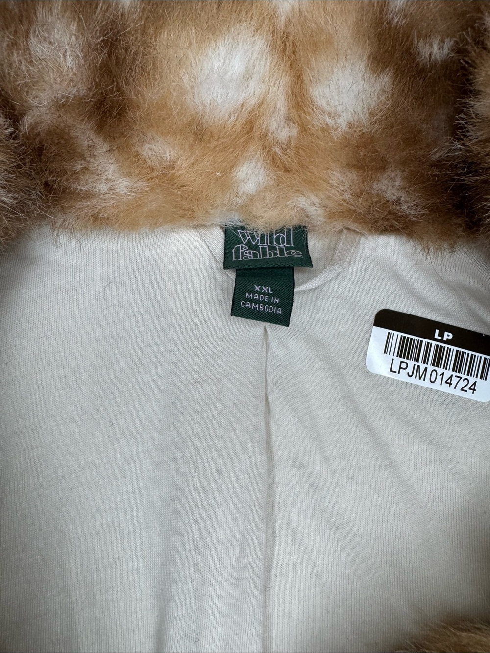 Wild Fable Women’s Faux Fur Jacket - Tan Hide Pattern Size XXL NWOT - Picture 6 of 8